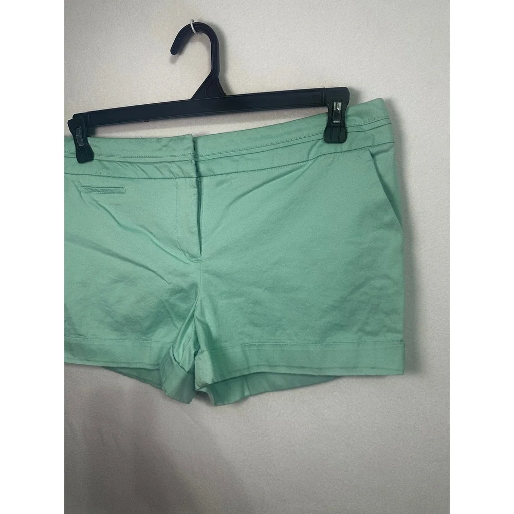 Express‎ Womens Mint Green Cuffed Chino Shorts Size 10 Cotton Stretch Mid Rise